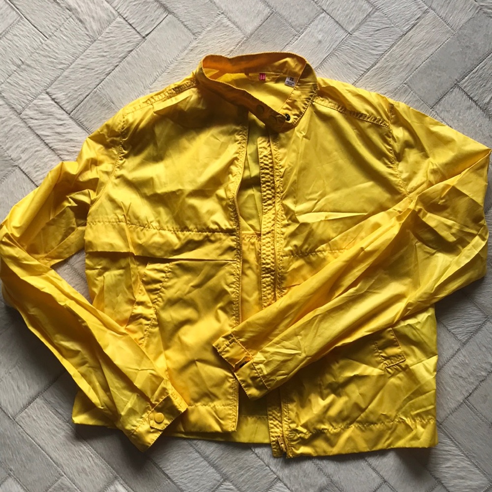 Foldable Rain Jacket - image 1